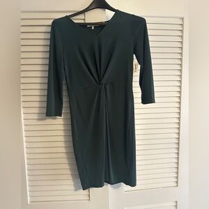 Brand new Lark & Ro Women's Long Sleeve Matte Jersey Twist Front Dress